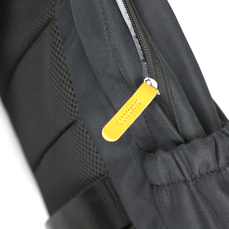 Lightweight Laptop Backpack for Daily Commute & Travel